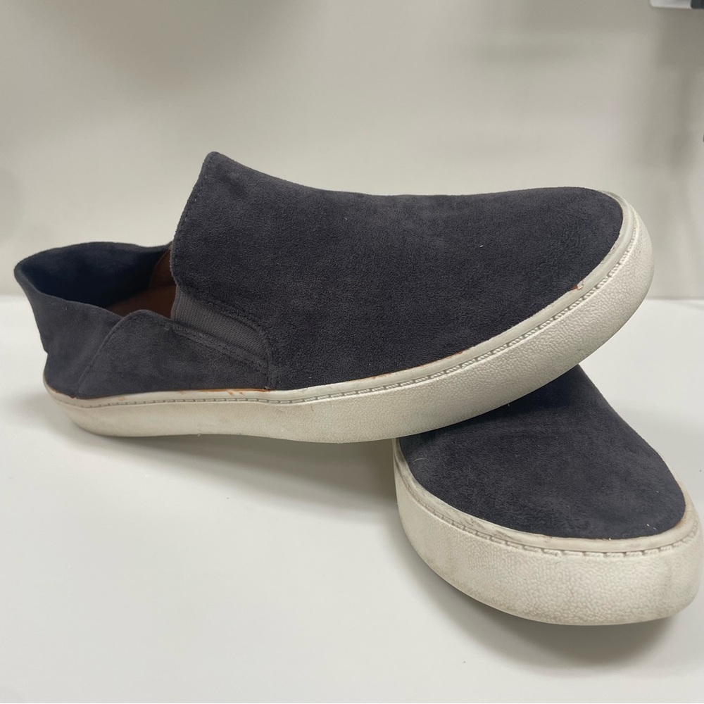 👞 Steve Madden Women’s Dark Gray Fayna Suede Slip-On Sneakers